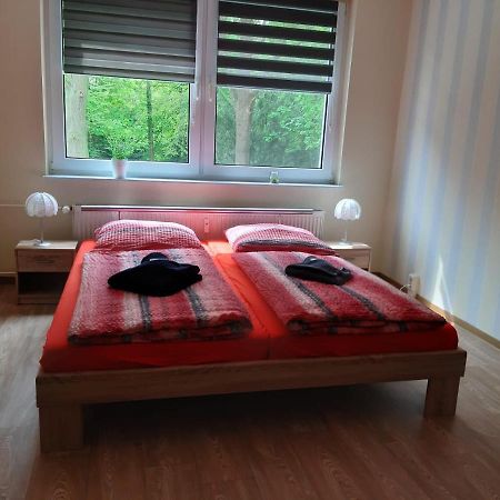 Ferienwohnung "Am Schlosspark" Neetzow Kültér fotó